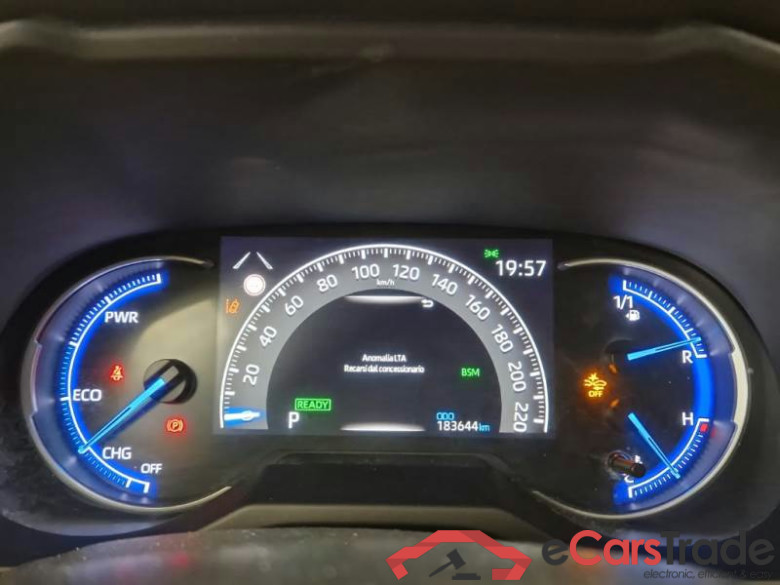 TOYOTA RAV4 / 2018 / 5P / CROSSOVER 2.5 HV 222V E-CVT LOUNGE 4WD #4