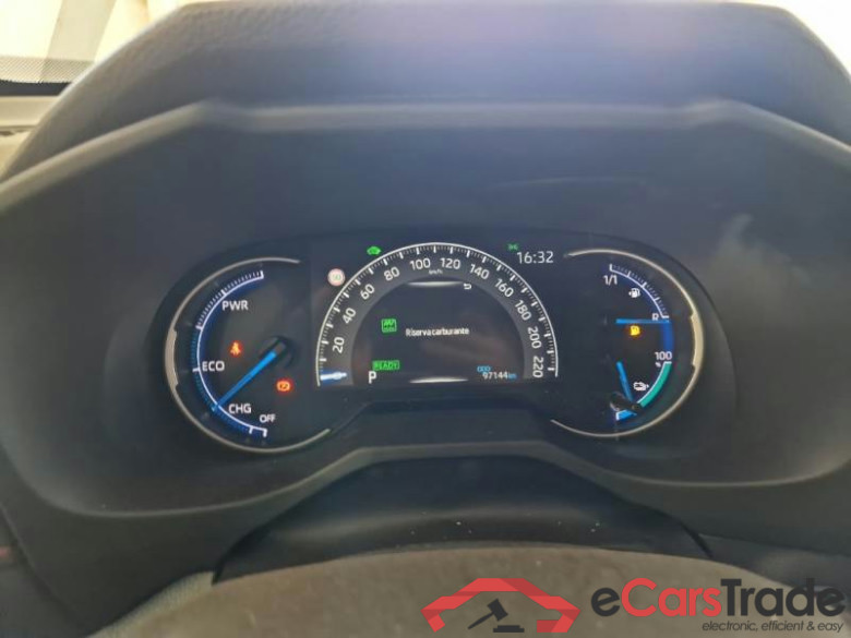 TOYOTA RAV4 / 2018 / 5P / CROSSOVER PLUG-IN 2.5 PHEV 306CV ECVT STYLE+ 4WD #4