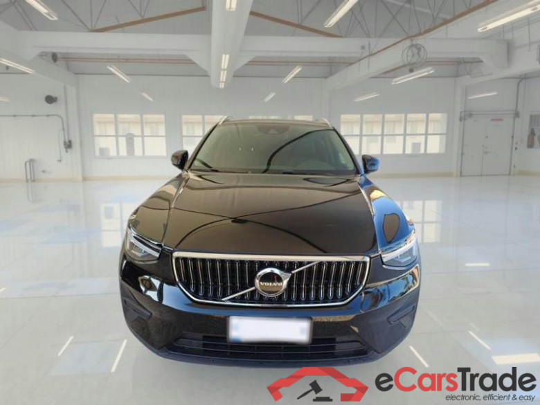 VOLVO XC40 / 2021 / 5P / SUV T4 RECHARGE PLUG-IN AUTO CORE #6