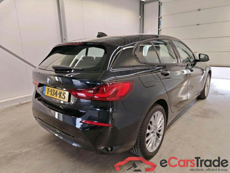 BMW 1-serie 118i Intro Ed. #2