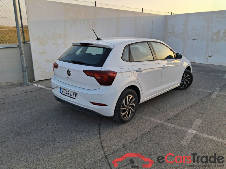 VOLKSWAGEN Polo / 2021 / 5P / berlina con portón Life 1.0 TSI 70kW (95CV) #2