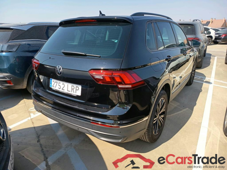VOLKSWAGEN Tiguan / 2020 / 5P / todoterreno Life 2.0 TDI 110kW (150CV) DSG #2