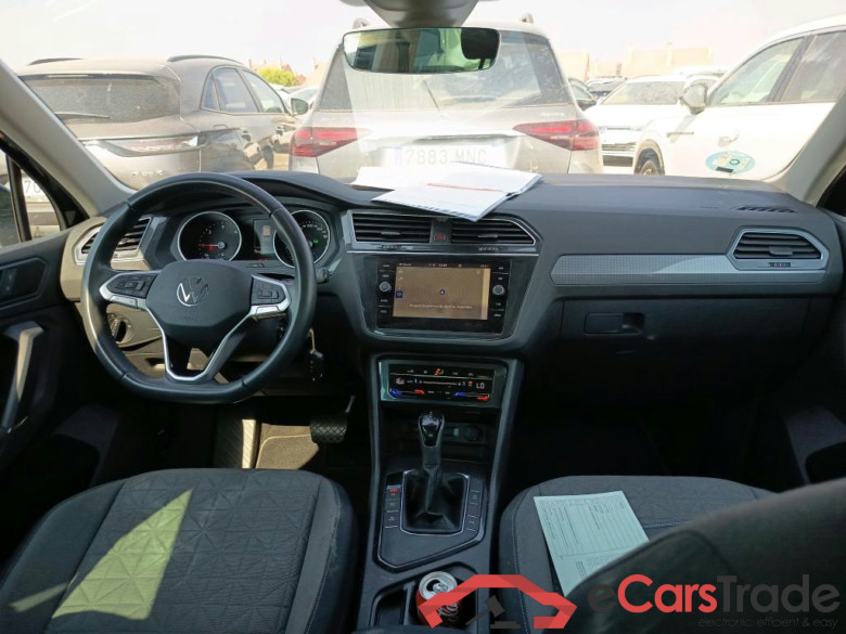 VOLKSWAGEN Tiguan / 2020 / 5P / todoterreno Life 2.0 TDI 110kW (150CV) DSG #3