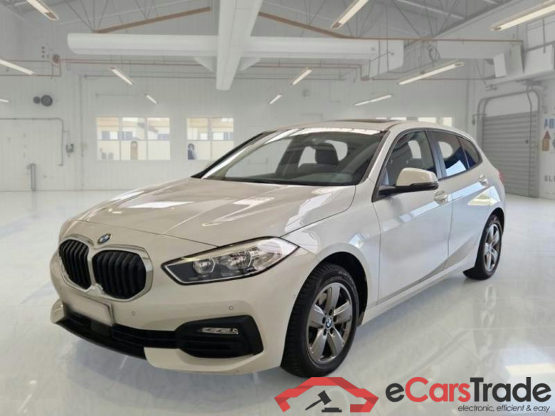 BMW SERIE 1 / 2019 / 5P / BERLINA 118D BUSINESS ADVANTAGE