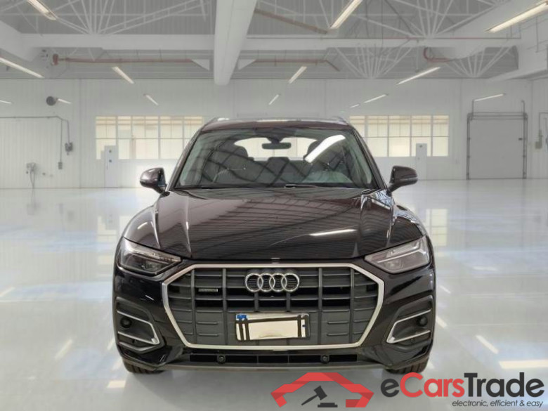 AUDI Q5 / 2020 / 5P / SUV 40 TDI BUSINESS QUATTRO S TRONIC #6