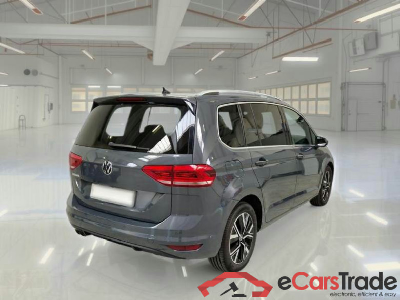 VOLKSWAGEN TOURAN / 2015 / 5P / MONOVOLUME 2.0 TDI SCR EXECUTIVE DSG #2