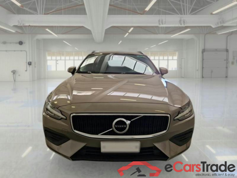 VOLVO V60 / 2019 / 5P / STATION WAGON D3 AUTOM. MOMENTUM BUSINESS #6