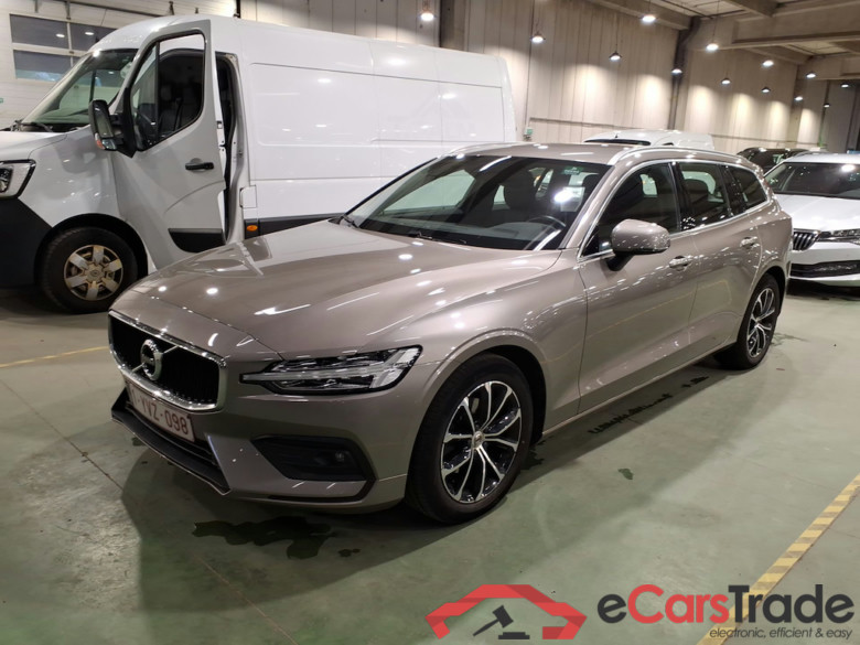 VOLVO V60 2.0 D3 MOMENTUM PRO #1