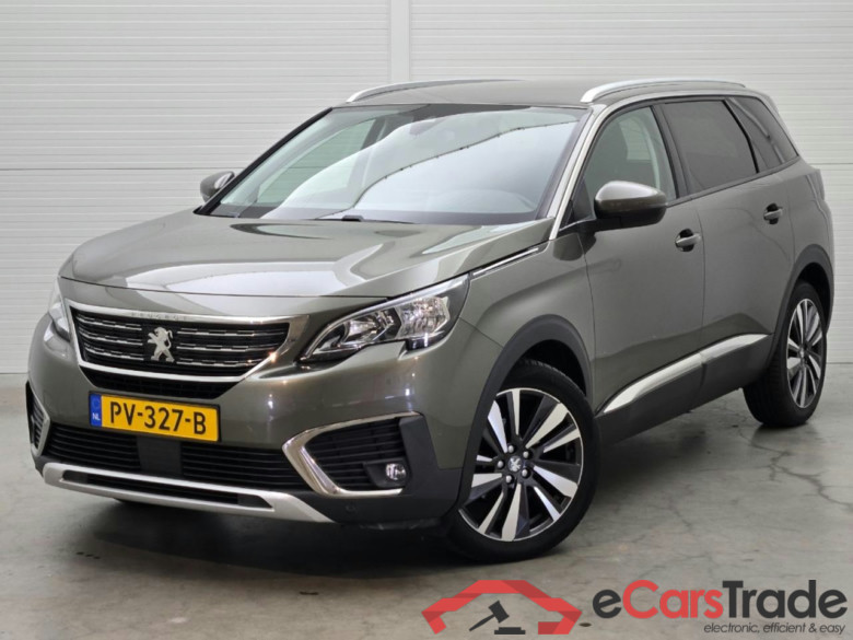 PEUGEOT 5008 1.2 PureTech Allure