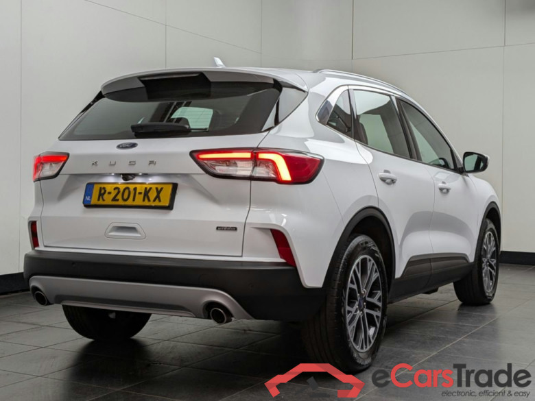 FORD Kuga 2.5 PHEV Titanium #3