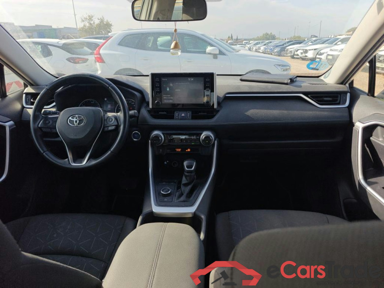 TOYOTA Rav4 / 2018 / 5P / todoterreno 2.5l 220H Business 4WD #3