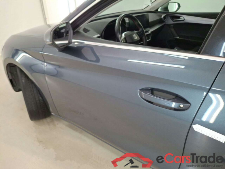 SEAT LEON ST 2.0 TDI FR EDITION DSG #6