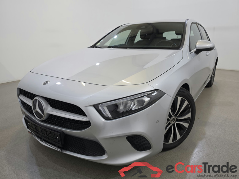 Mercedes A 180d Aut. LED Widescreen Navi 1/2 Sport-Leather KeylessGo Camera Klima PDC ...