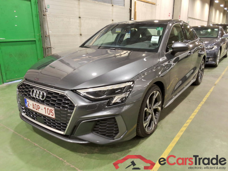 AUDI A3 2.0 TDI 30 85KW S LINE #1