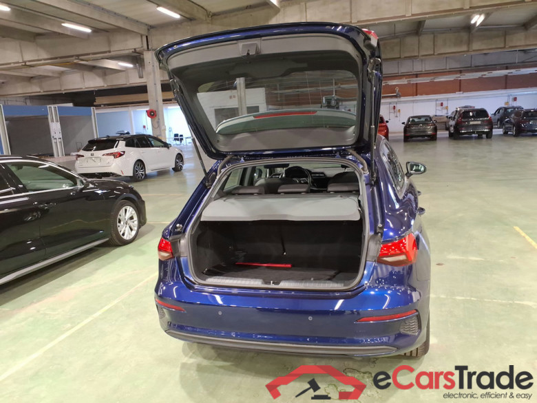 AUDI A3 SPORTBACK 1.0 30 TFSI 81KW S TRONIC ATTRACTION B.E #3