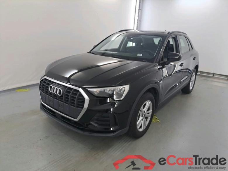 AUDI Q3 1.4 45 TFSI E S TRONIC #1