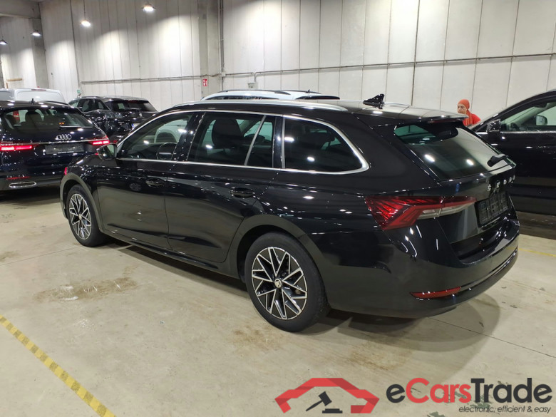 SKODA OCTAVIA COMBI 2.0 CRTDI 85KW DSG7 CLEVER #2