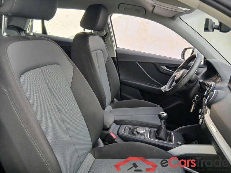 AUDI Q2 / 2016 / 5P / todoterreno Design 30 TFSI 85kW (116CV) (AC) #6