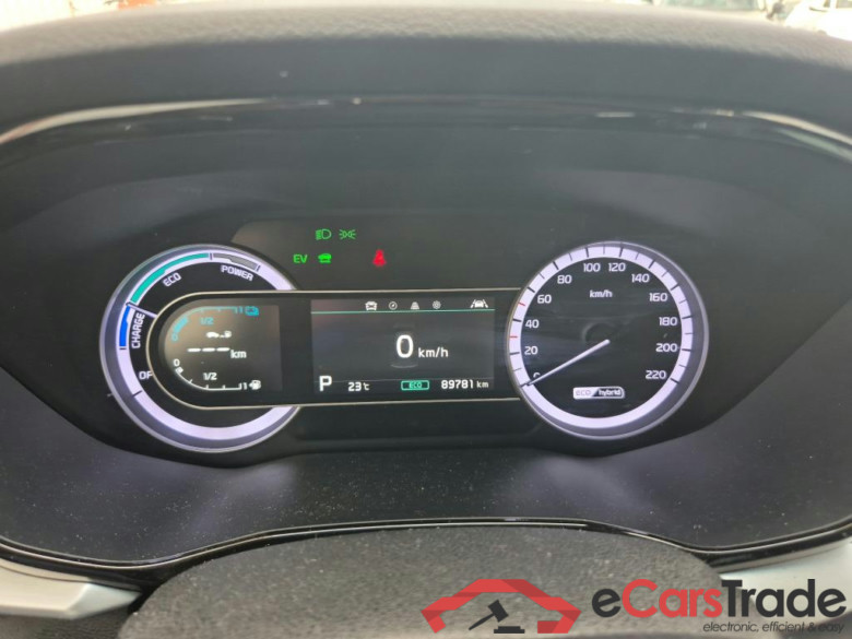 KIA Niro / 2019 / 5P / crossover 1.6 GDi HEV 104kW (141CV) Drive #4