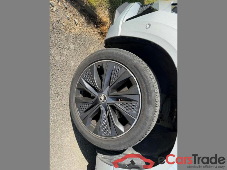 SKODA Karoq 1.5 TSI ACT Sportline DSG #5
