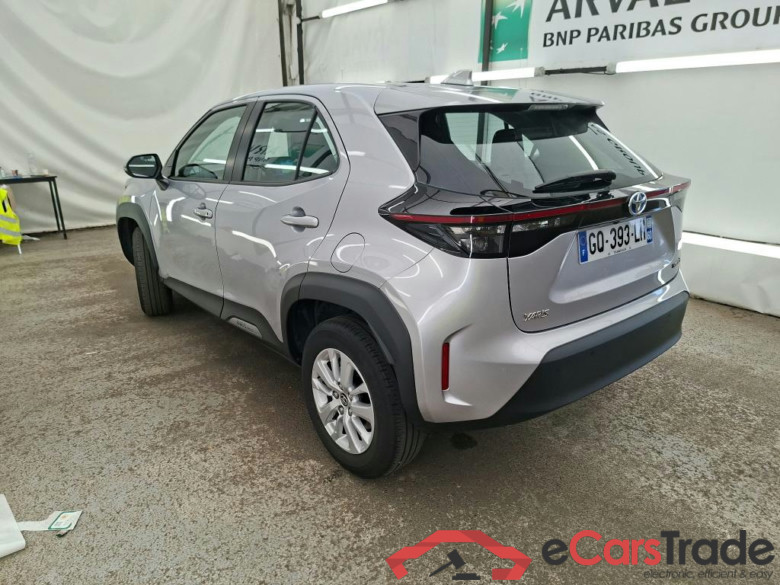 TOYOTA Yaris Cross Hybride / 2021 / 5P / SUV 1.5 HYBRID 116H DYNAMIC BUSINESS BEY AWD #2