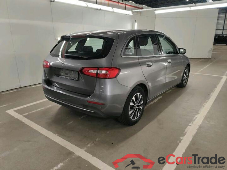 Mercedes B 180d Widescreen Navi 1/2 Sport-Leather KeylessGo Camera Klima PDC ... #3