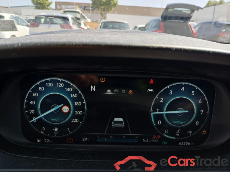 HYUNDAI i20 / 2020 / 5P / berlina con portón 1.0 TGDI 74kW (100CV) 48V Klass #4