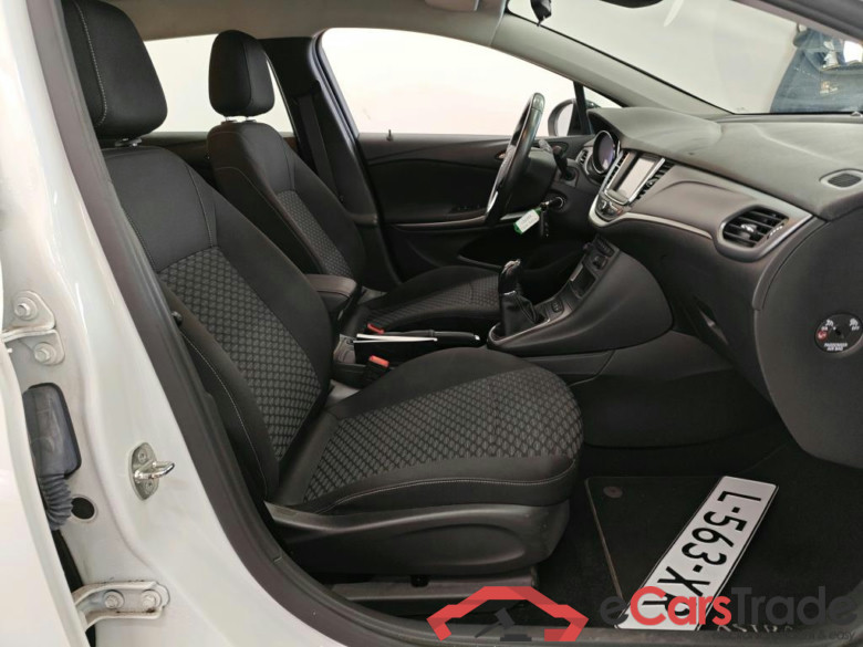 Opel Astra Sports Tourer 1.2 turbo 81kW Edition 5d #3