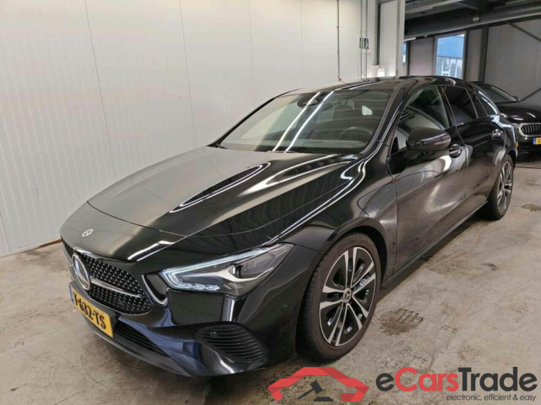 MERCEDES-BENZ CLA-klasse Shooting Brake 180 Luxury Line