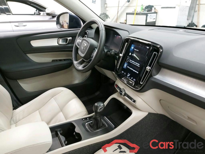 Volvo XC40 1.5 T2 Momentum Pro LED Virtual ACC Navi Leather KeylessGo Klima PDC ... #5