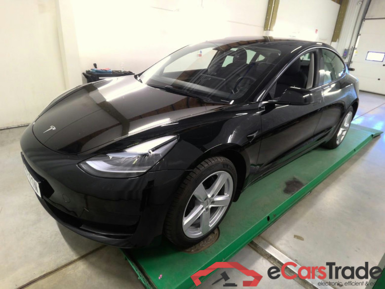 Model 3 RWD