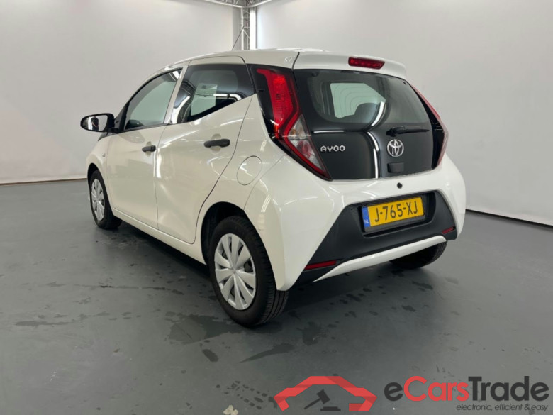 TOYOTA Aygo 1.0 VVT-i x-fun #3