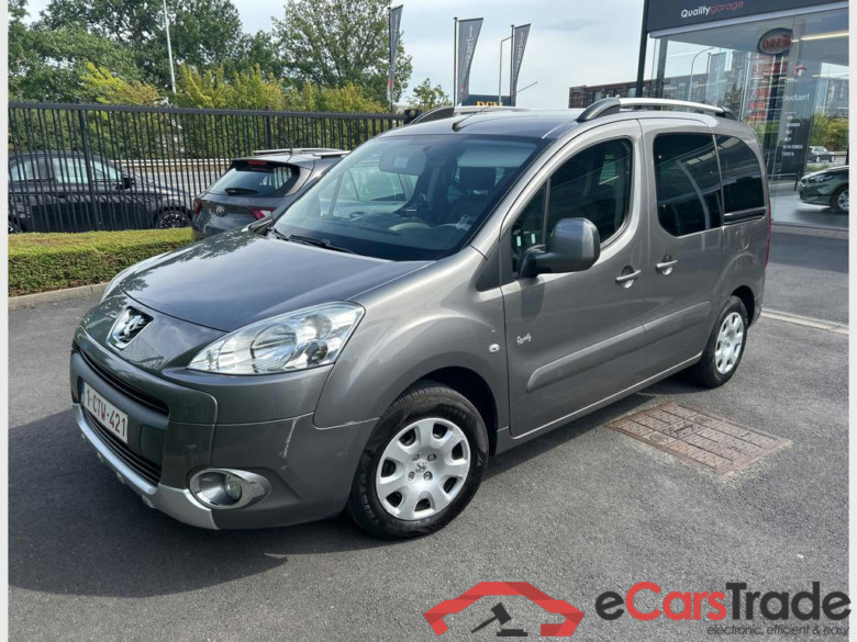 PEUGEOT Partner Tepee 2PLC Partner Tepee 1.6 HDi Family FAP