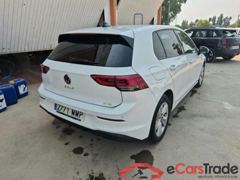 Golf VIII Berlina Life eTSI 1.0 TSI 110CV AT7 E6d #2