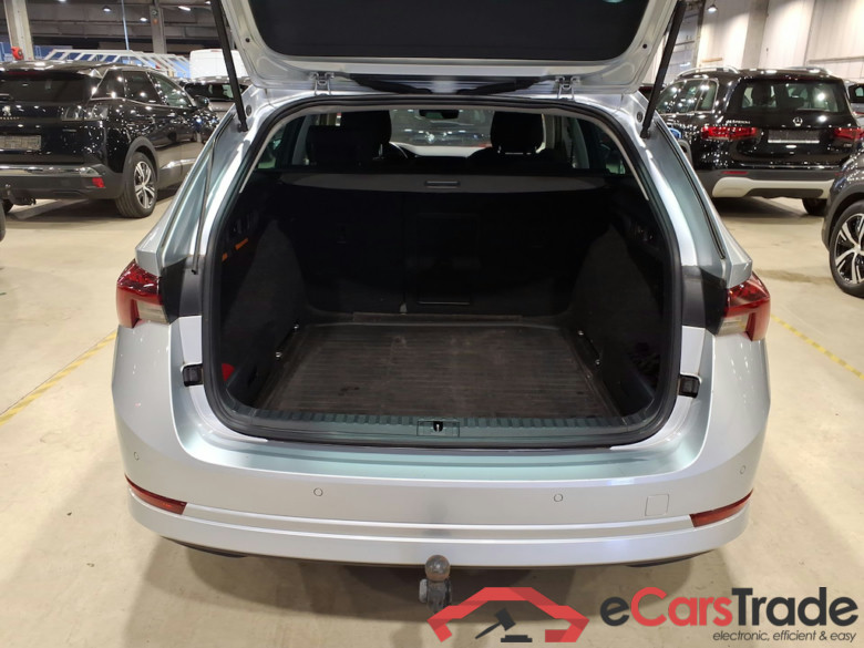 SKODA OCTAVIA COMBI DIESEL - 2020 2.0 CR TDi EVO Ambition #3