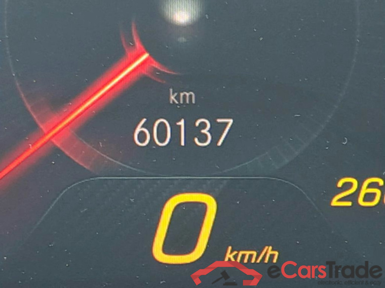 MERCEDES-BENZ Clase A / 2018 / 4P / sedán Sedán A 250 e #5