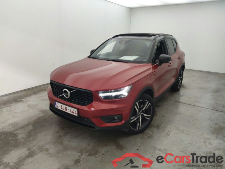 Volvo XC40 T4 Recharge Geartronic R-Design 5d #1