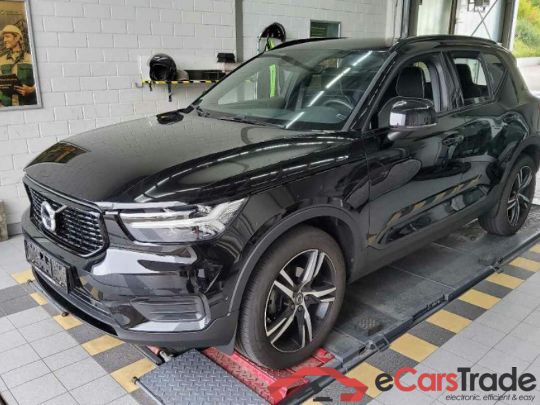 Volvo XC40 (2017->) DE - SUV5 T3 2WD EU6d, R-Design, 2020 - 2022