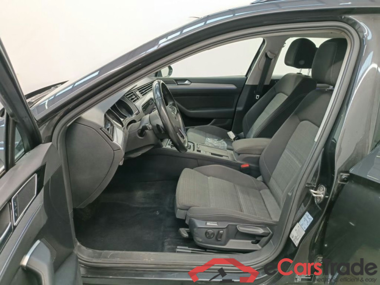 Volkswagen Passat Variant 1.6 TDI SCR DSG7 Style Business 5d #3