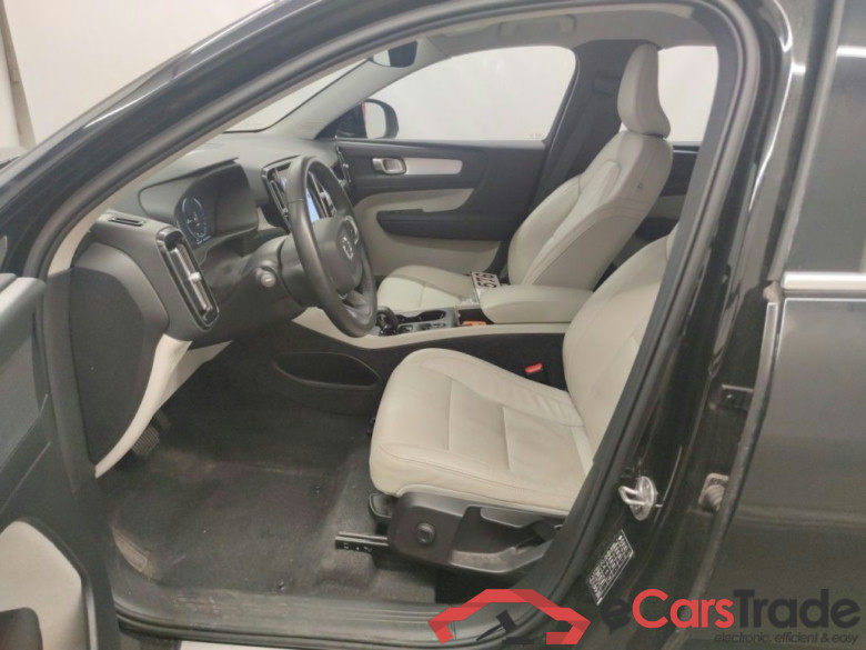 Volvo XC40 T4 Recharge Geartronic Inscription Expr. 5d #3