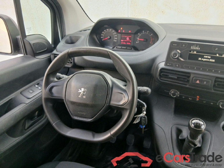 PEUGEOT Partner / 2018 / 3P / furgón derivado de turismo Pro Standard 600kg BlueHDi 73kW (AC) #3