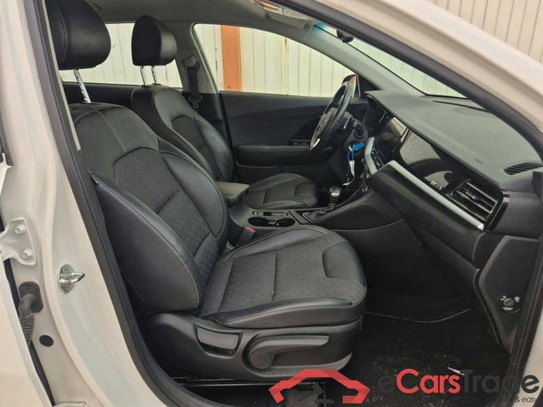 KIA Niro / 2019 / 5P / crossover 1.6 GDi HEV 104kW (141CV) Drive #6