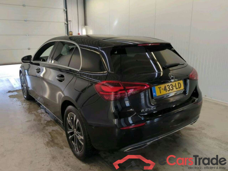 MERCEDES-BENZ A-klasse 250 e Business Line #6