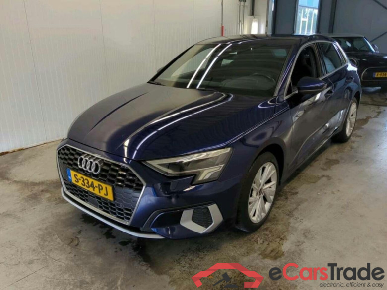 AUDI A3 Sportback 30 TFSI Adv edition