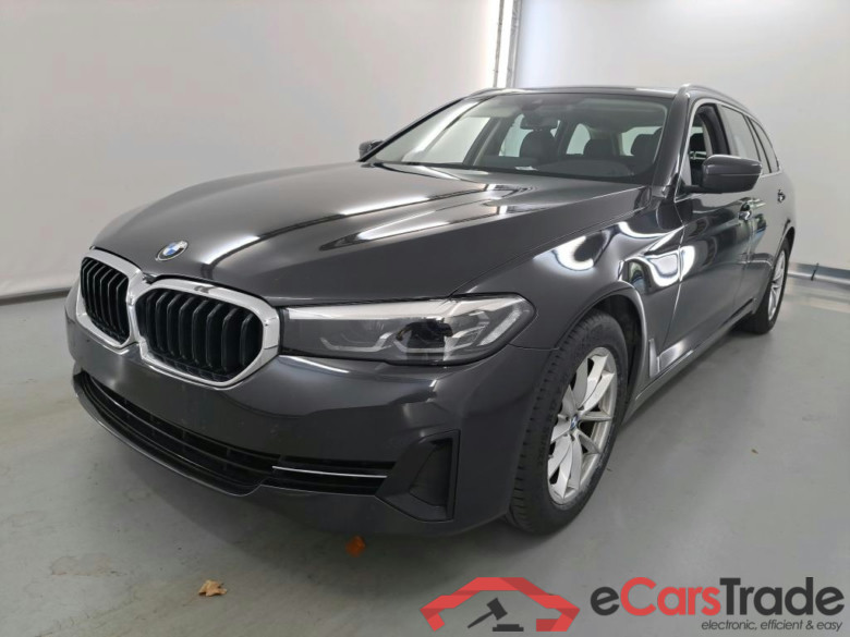BMW 5 TOURING DIESEL - 2020 518 dA MHD
