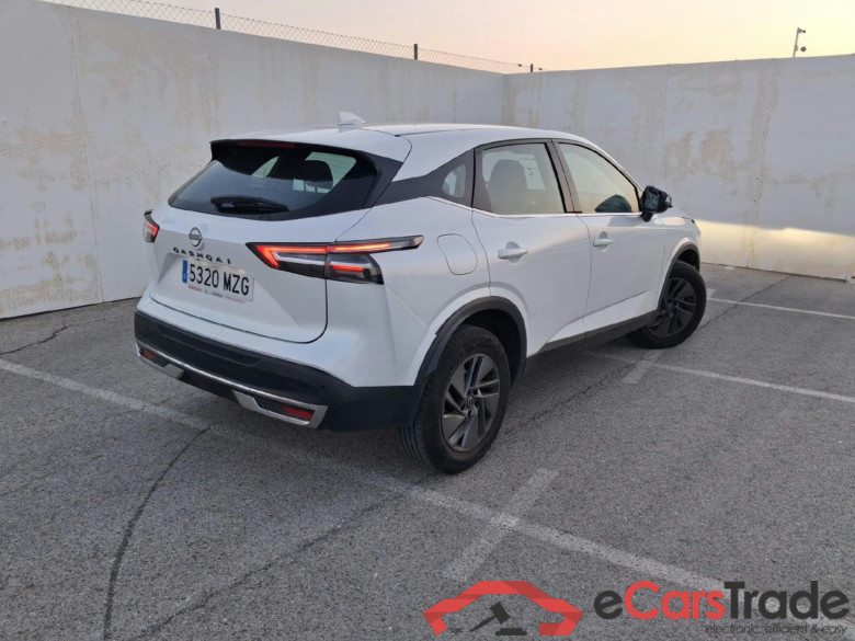 NISSAN QASHQAI / 2024 / 5P / todoterreno DIG-T 103kW (140CV) mHEV 4x2 Acenta #2
