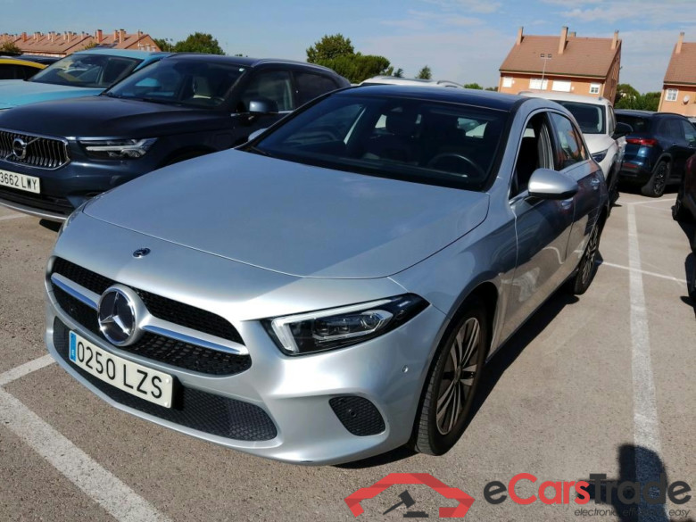 MERCEDES-BENZ Clase A / 2018 / 5P / berlina con portón A 250 e