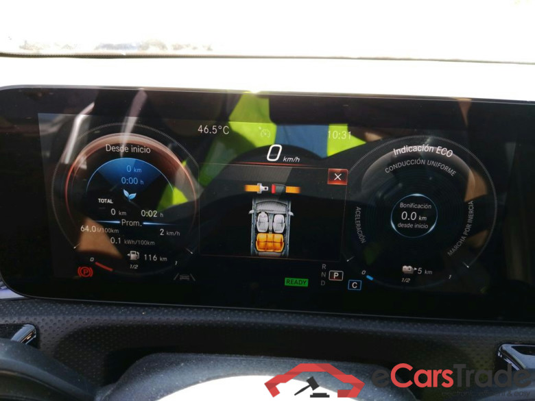 MERCEDES-BENZ Clase A / 2018 / 5P / berlina con portón A 250 e #4