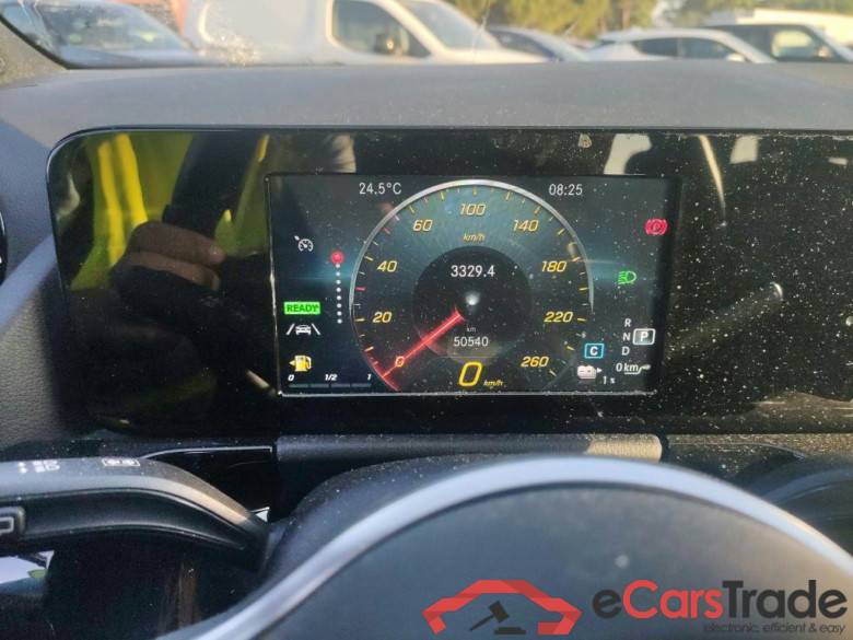 MERCEDES-BENZ GLA / 2020 / 5P / todoterreno GLA 250 e #4