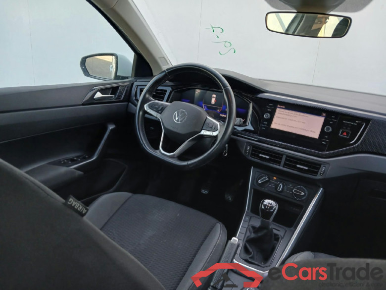 VOLKSWAGEN Polo / 2021 / 5P / berlina con portón Life 1.0 TSI 70kW (95CV) #3
